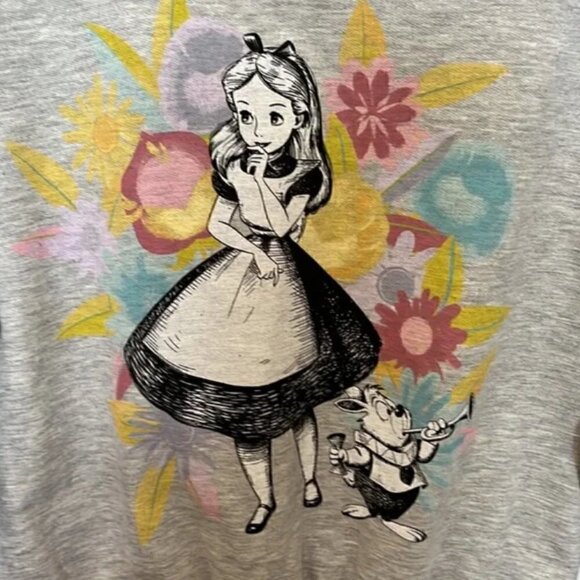Disney Alice in Wonderland Sweater L Pullover Scoop Neck White Rabbit Fandom - Picture 4 of 12